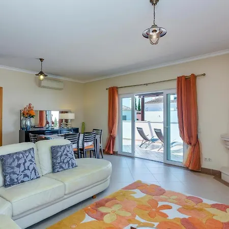 Apartamento Penthouse Apt With Sea And Country Views By Cara *