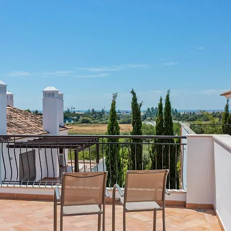 Apartamento Penthouse Apt With Sea And Country Views By Cara